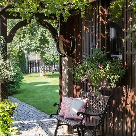 Tonart - Modern & Stilvoll Im Weinort Lejlighed